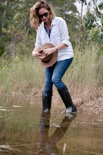 Load image into Gallery viewer, BEST SELLER - Signature Navy Stripe Linen Shirt